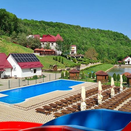 Mishyn-City Hotel Dobrovlyany Bagian luar foto