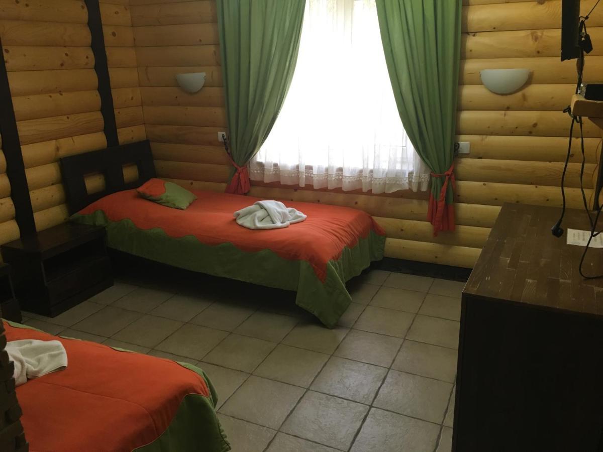 Mishyn-City Hotel Dobrovlyany Bagian luar foto