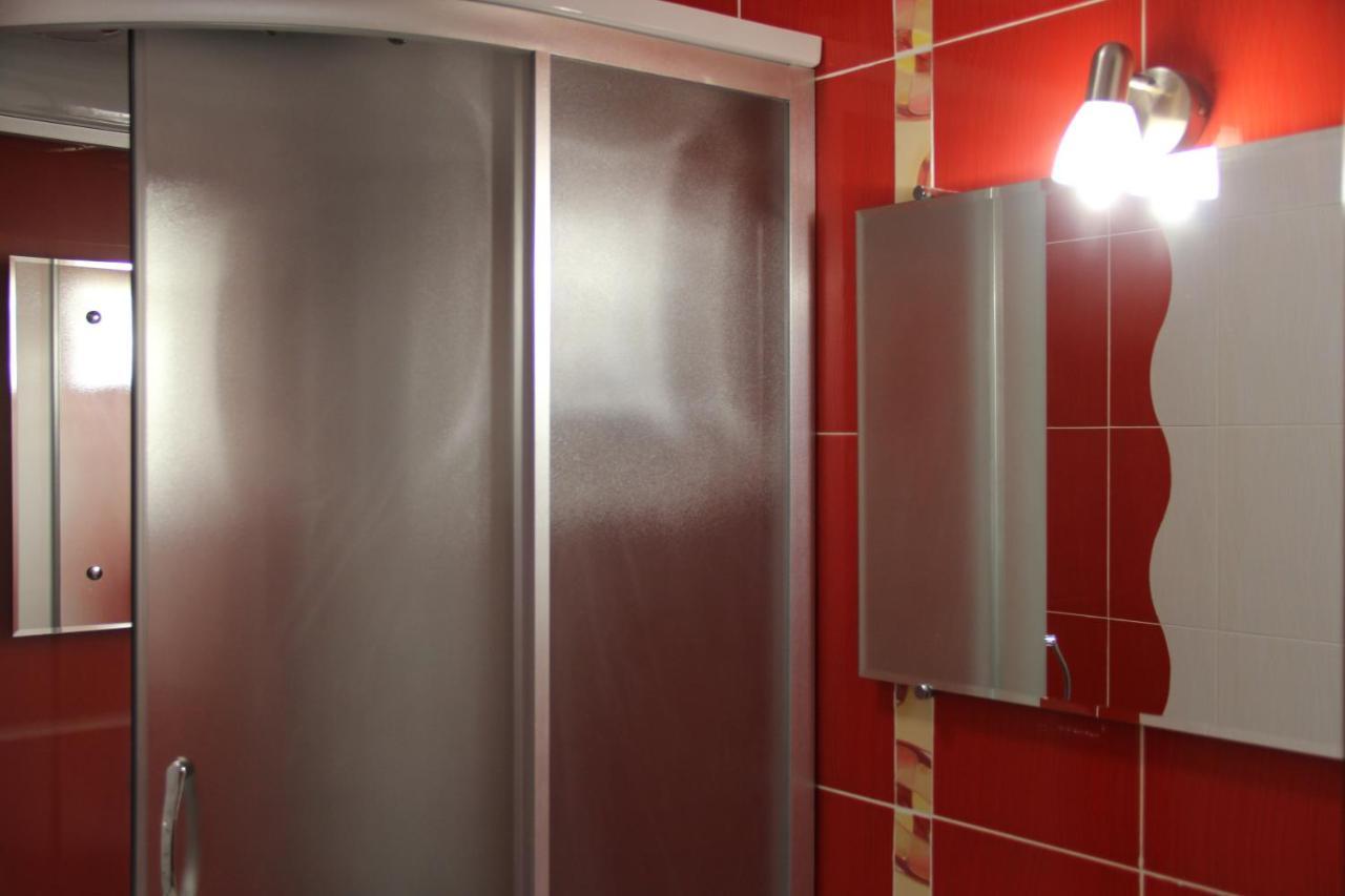 Mishyn-City Hotel Dobrovlyany Bagian luar foto