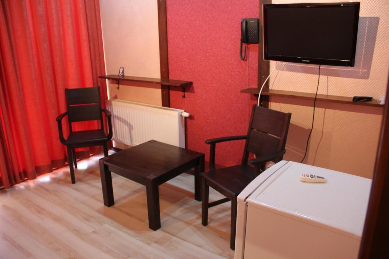 Mishyn-City Hotel Dobrovlyany Bagian luar foto
