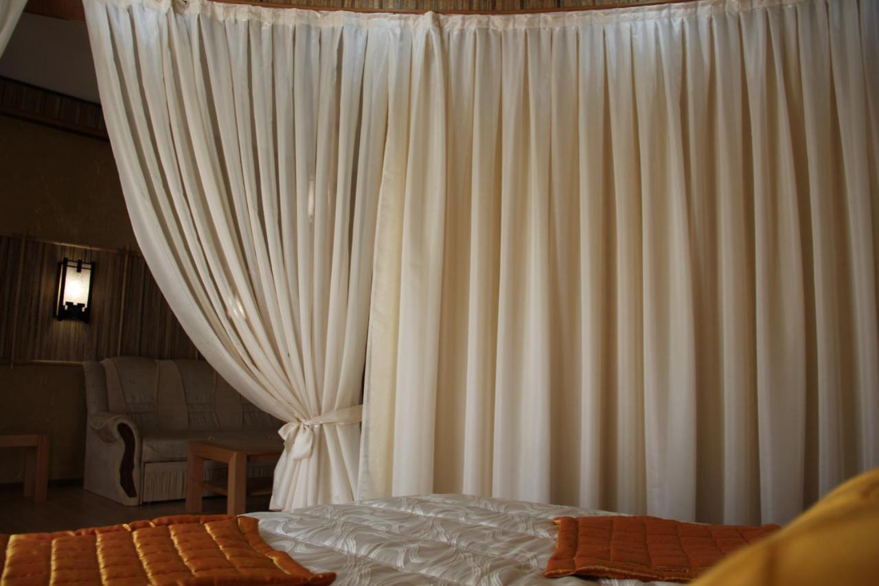 Mishyn-City Hotel Dobrovlyany Bagian luar foto