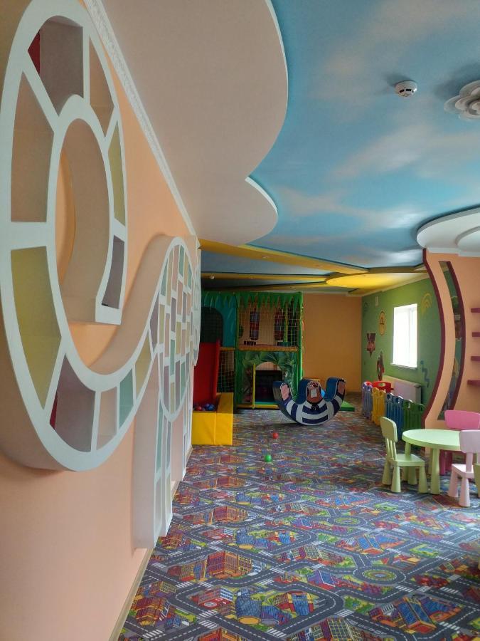 Mishyn-City Hotel Dobrovlyany Bagian luar foto